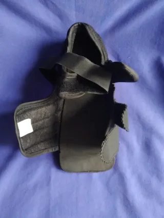 Zapato post-quirúrgico negro