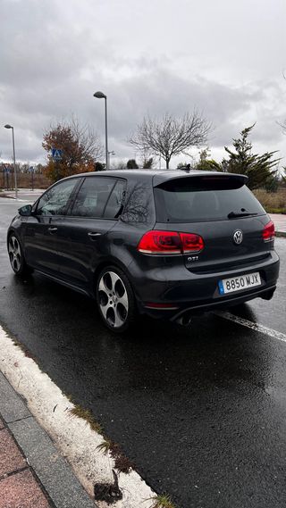 Volkswagen Golf GTI 2010