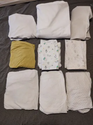 Cuna Ikea + Colchón + Ropa de cama