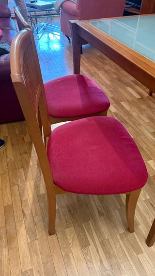 Mesa comedor extensible cristal y madera.