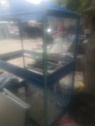 Jaula grande para pájaros