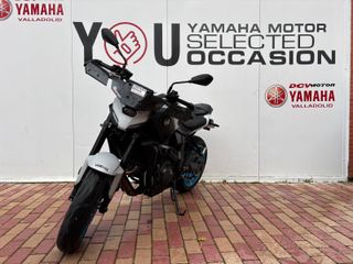 YAMAHA MT-07 Y-AMT 2025