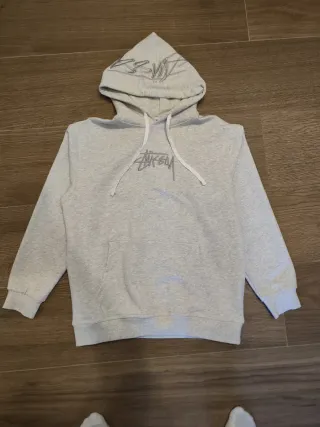 Sudadera Stüssy Gris con Capucha