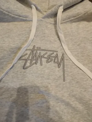 Sudadera Stüssy Gris con Capucha