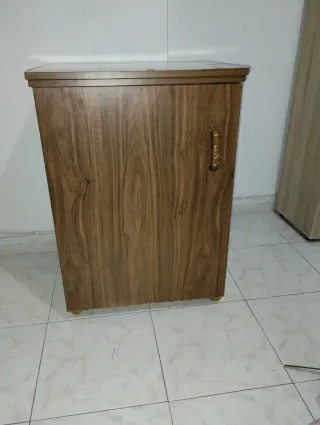 Mueble Sigma con Máquina de Coser