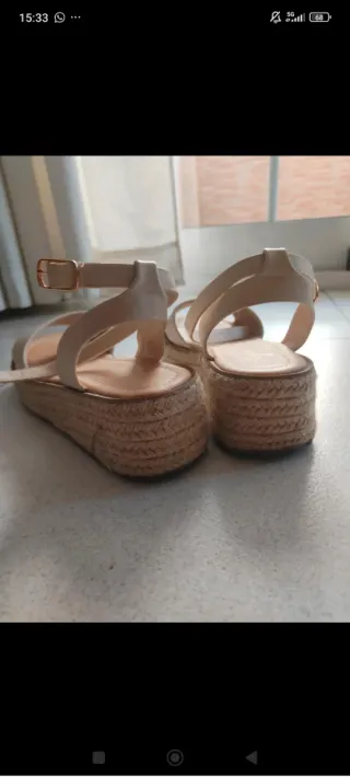 Sandalias esparto beige