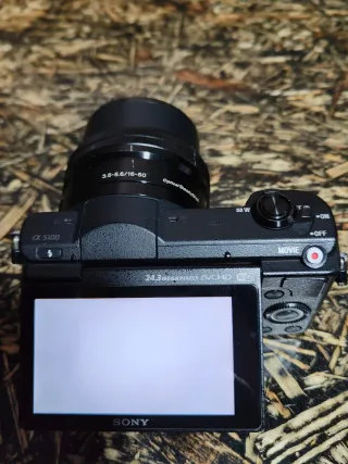 Sony Alpha A5100 + Objetivo 16-50mm