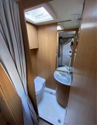 Caravana Burnster Premio 480 TK