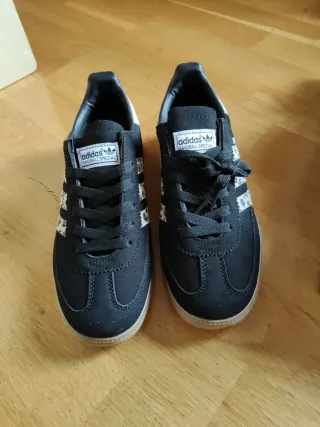 Zapatillas Adidas Spezial Negras Talla 37