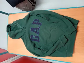 Sudadera con capucha GAP verde