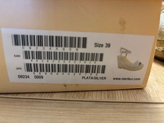 Sandalias cuña Menbur T39