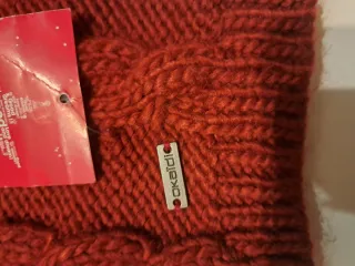 Cuello de lana de niño