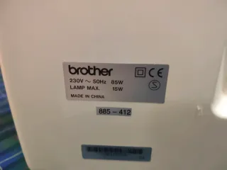 Máquina de coser Brother VX-1120