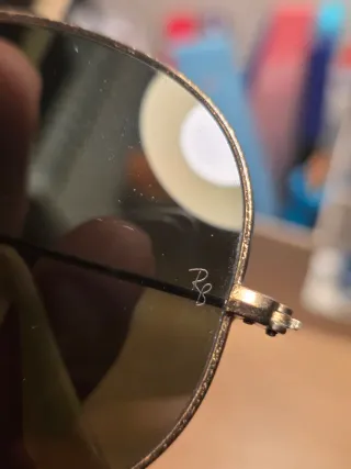 Gafas de sol Ray-Ban Aviator doradas y negro