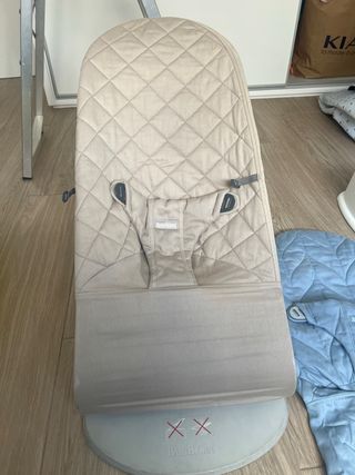 Hamaca BabyBjörn con 2 fundas