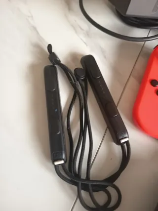 Nintendo Switch + Mario Kart 8 Deluxe