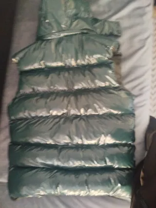 Chaleco acolchado Moncler estilo italiano