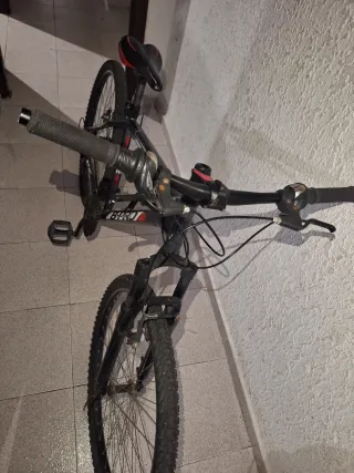 Bicicleta B-PRO M710