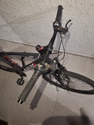 Bicicleta B-PRO M710