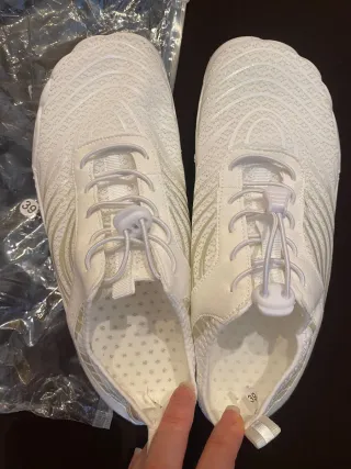 Scarpe bianche per sport d'acqua unisex tg 39