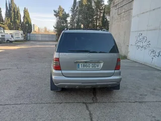 Mercedes-Benz Clase M 2004