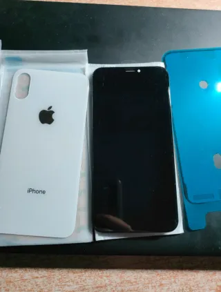 Lotto iPhone (leggere descrizione)