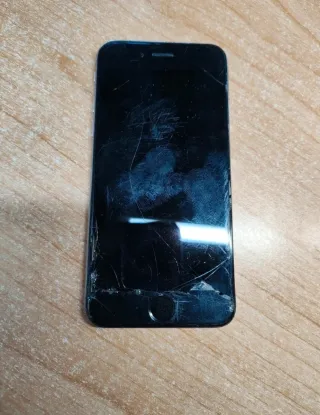 Lotto iPhone (leggere descrizione)