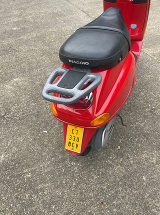 Vespa Piaggio 49cc Roja