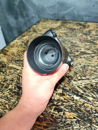 Objetivo Sony FE 50mm F1.8 (SEL50F18F)