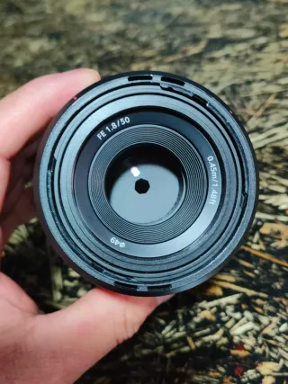 Objetivo Sony FE 50mm F1.8 (SEL50F18F)