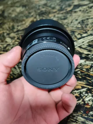 Objetivo Sony FE 50mm F1.8 (SEL50F18F)