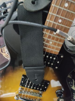 Pack Guitarra Eléctrica Epiphone + Amplificador