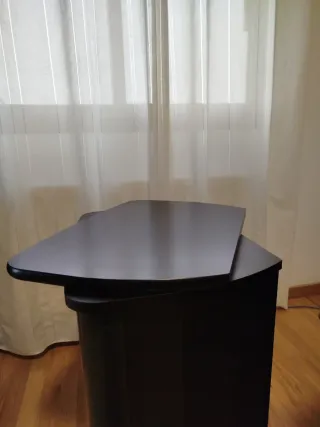 Urge.Mueble Auxiliar.TV