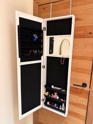 Joyero colgante para puerta