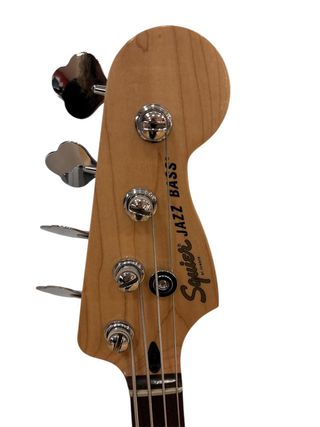 BAJO 4 CUERDAS SQUIER FENDER JAZZ BASS + FUNDA FENDER