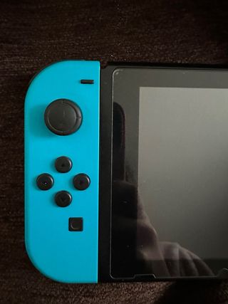 Nintendo Switch + Mario Kart 8 Deluxe