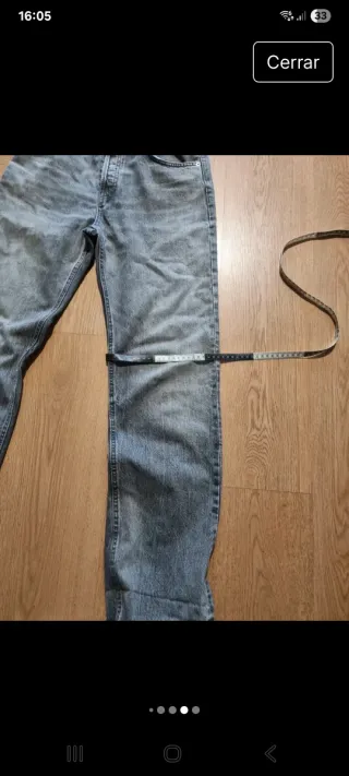 Pantalón vaquero gris Zara