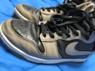 Zapatillas Nike Dunk High Beige y Negro