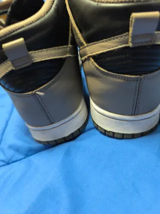 Zapatillas Nike Dunk High Beige y Negro