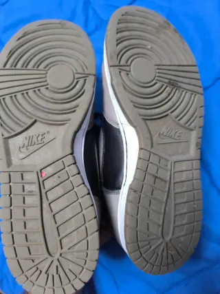 Zapatillas Nike Dunk High Beige y Negro