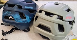 Casco Bluegrass Rogue Core MIPS Talla S