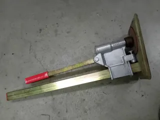 Tappatrice a colonna