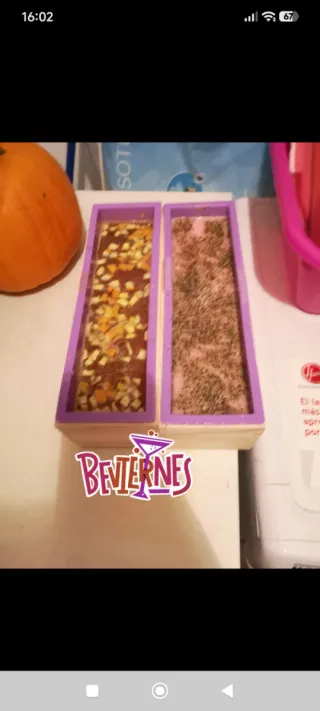 Jabones Artesanales con Dados