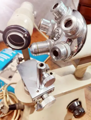 Microscopio Hans Günter Schneider Antiguo