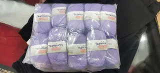 Gomitolo Adriafil Mirage misto lana viola