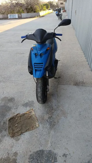 Beta Ark Scooter Azul