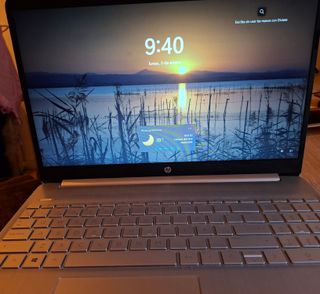 Ordenador HP Plata Casi Nuevo