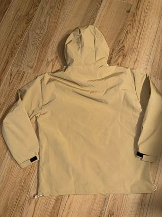 Cortavientos Carhartt Beige