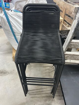 Juego de comedor: 3 mesas, 12 sillas, dos sofas