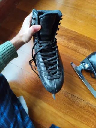 Pattini da pattinaggio artistico Risport taglia 295 ampi